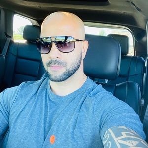 Meet your Posher, Sebastijan